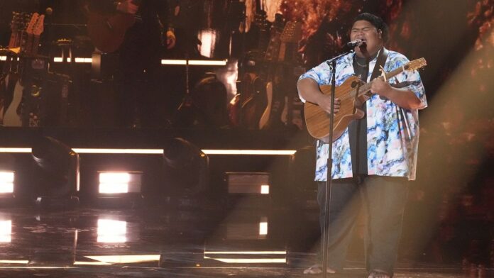 Iam_Tongi_American_Idol_ABC_Eric_McCandless_HI_051723.jpeg