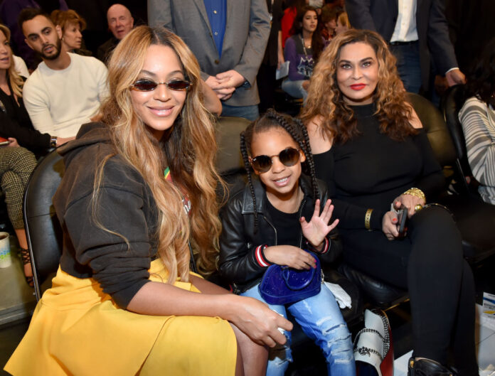 Beyonce-and-Tina-Knowles-Lawson.jpg