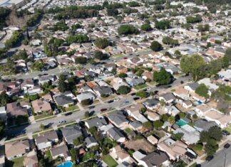 Opinion: L.A. can construct extra housing with out wanting like New York