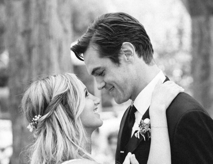ashley-tisdale-celebrates-11-year-wedding-anniversary-with-heartfelt-tribute-e1757421091945.jpg