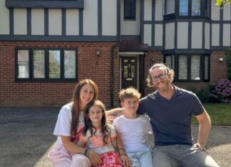 Couple raffle home in England to journey the world with their children
