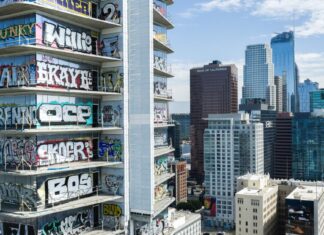 Graffiti towers set to be cleared for cleanup and sale