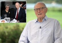 Alan Alda reveals strange sleep habit that was first signs of Parkinson’s