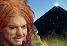 Carrot Top Back Performing at the Luxor in Vegas After Suicide Attempt