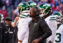 Aaron Glenn’s Jets again can’t exceed expectations as lengthy listing of errors add up