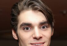 'Breaking Bad' Star RJ Mitte Dead at 34