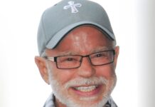 Televangelist Jim Bakker Dies at 86